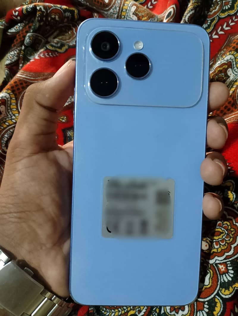 Tecno spark 40 3