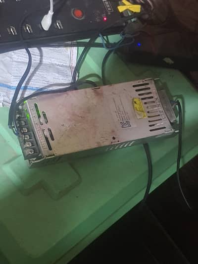 usb charger pot 30