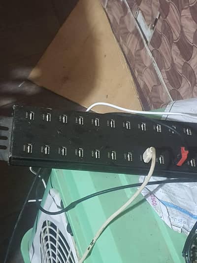usb charger pot 30