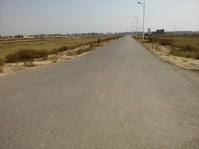 Good Investment At Beautiful Location 1 Kanal Plot For Sale
