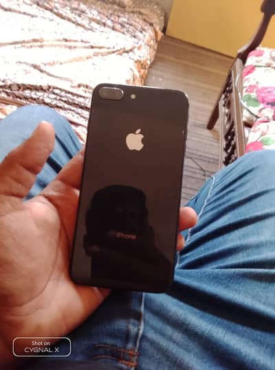 Apple iPhone 8 Plus