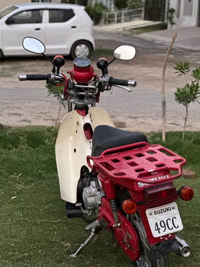 Auto clutch scooty
