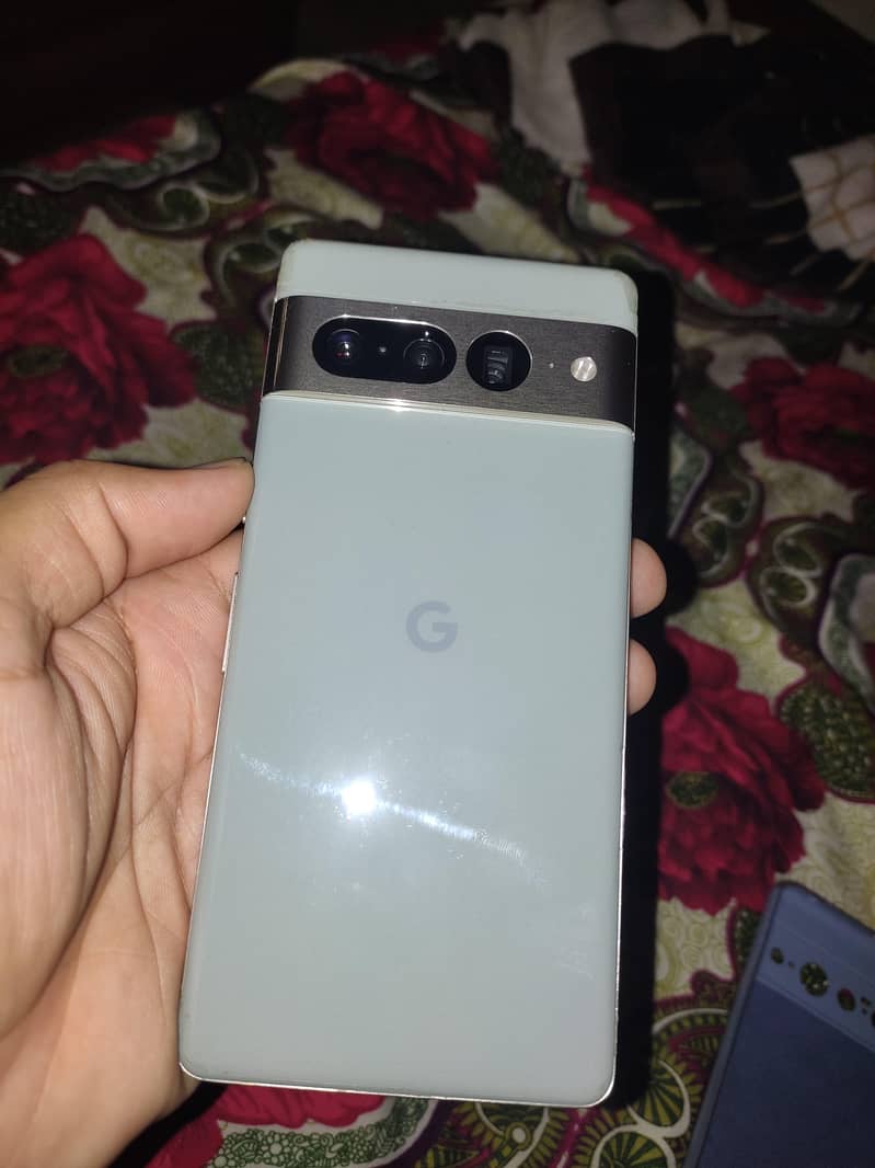Google Pixel 7 Pro 0