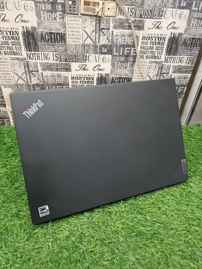 Lenovo Thinkpad T14s Core i7 11TH 256gb + 32GB DDR5