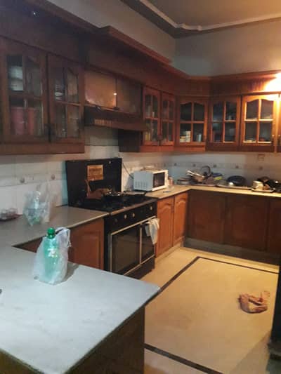 three bed dd ground floor portion for rent in johar