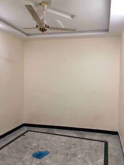 2 rooms flat available for rent in khanna pull islamabad