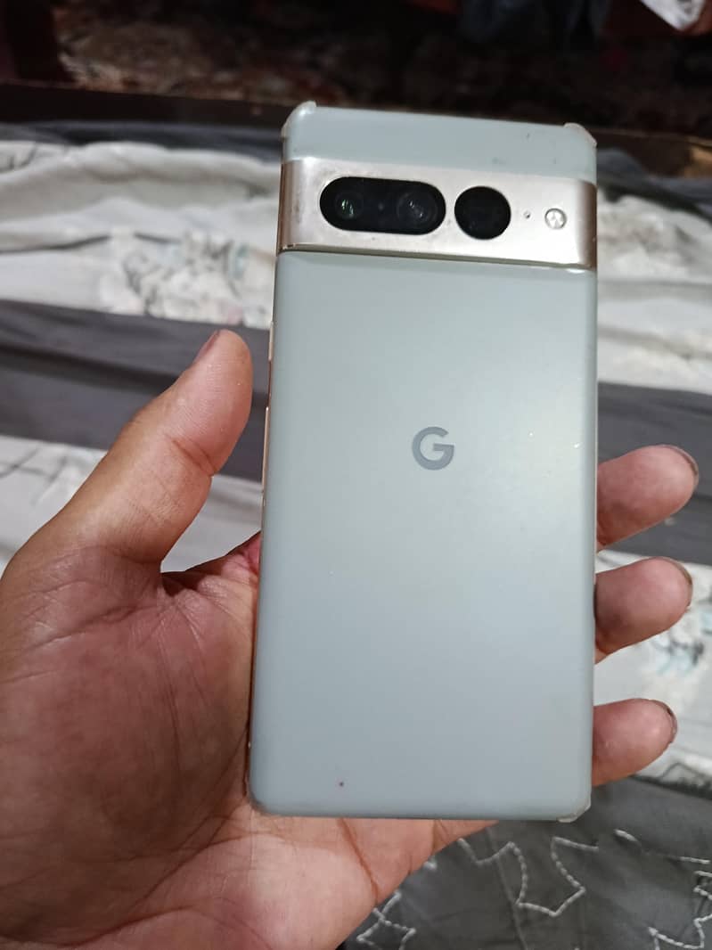 Google Pixel 7 Pro 0
