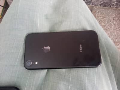 Apple iPhone XR