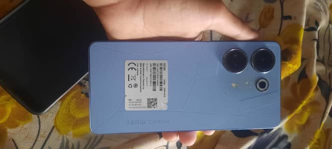 Tecno CAMON 20