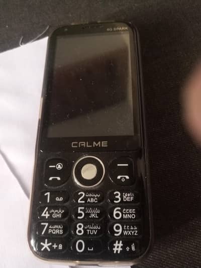 Good condition charger hand free Sath hain