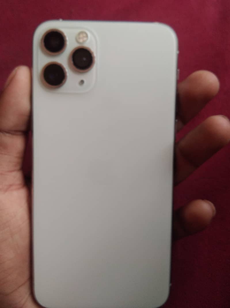 Apple iPhone 11 1