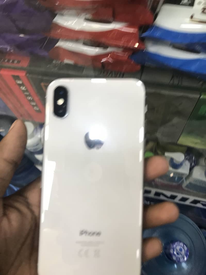 Apple iPhone X 1