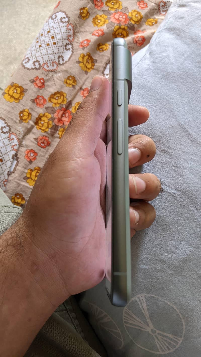 Google Pixel 8 3