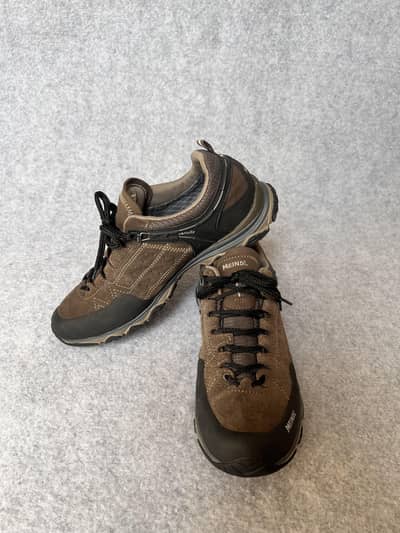 Meindl Hiking Shoes UK 8.5 Preloved Imported
