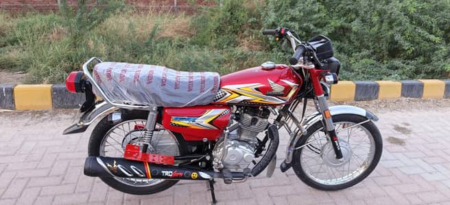 Honda 125 cg 25 model brand new condition bike03396464638