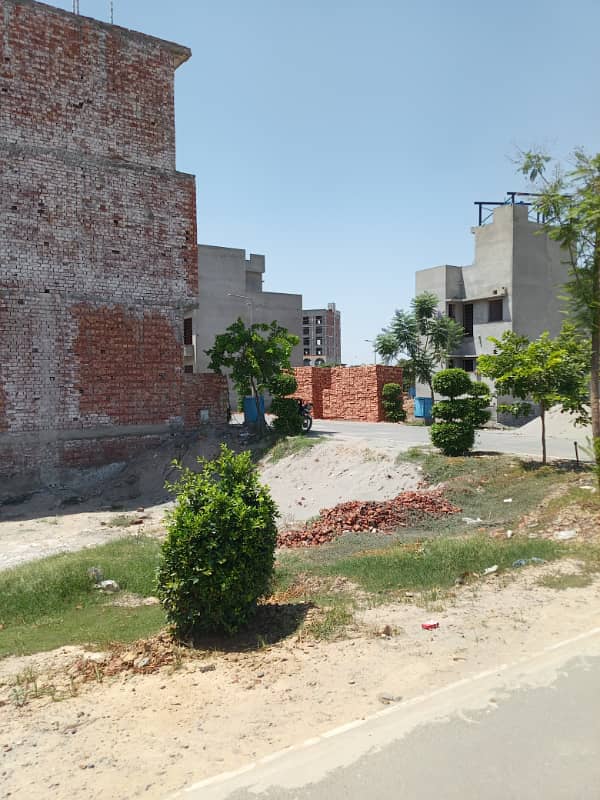Near to plot 252 C 2