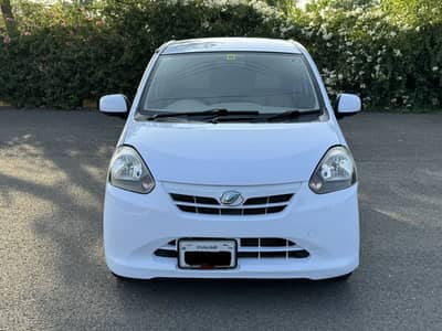 Daihatsu Mira 2013
