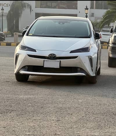 Toyota Prius 2019 model Better than Altis / Grande/ Aqua / Yaris /