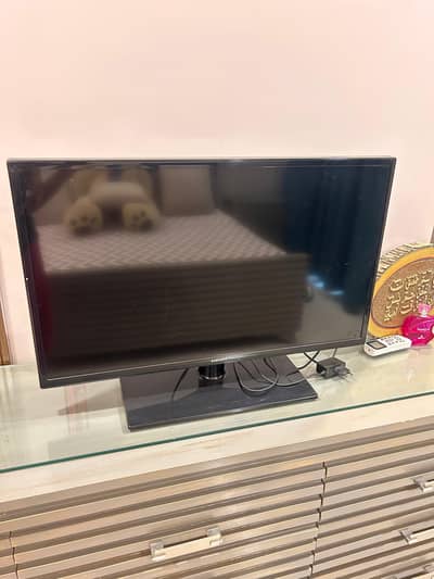 SAMSUNG 32 INCH LED TV