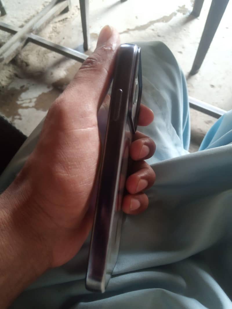 Apple iPhone X 3