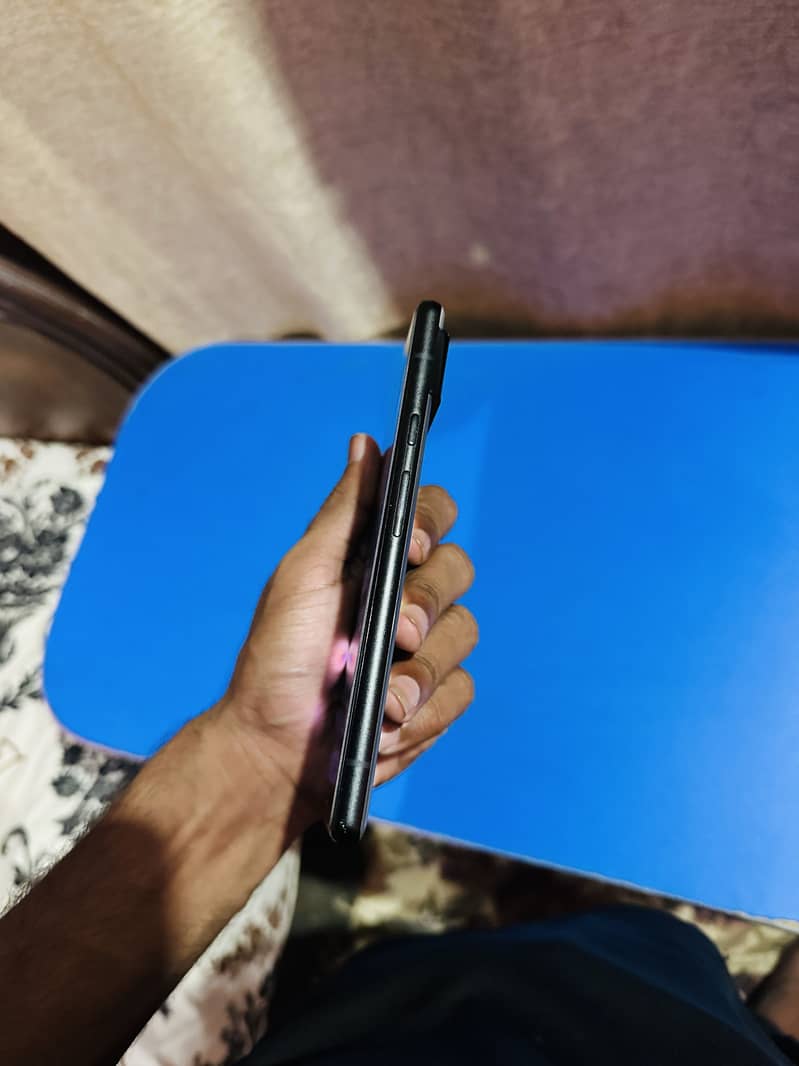 Google Pixel 6 5