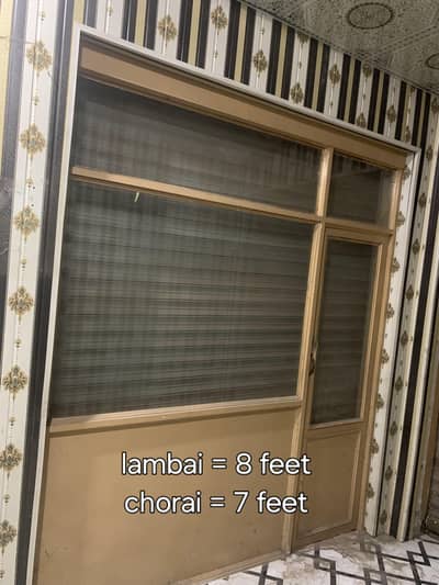 2 darwaza 8 by 7 feet ka ha or aik 8 by 6 feet ka ha