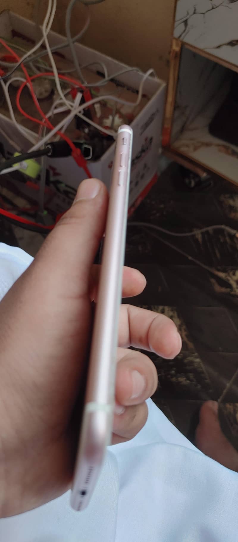 Apple iPhone 7 Plus 3