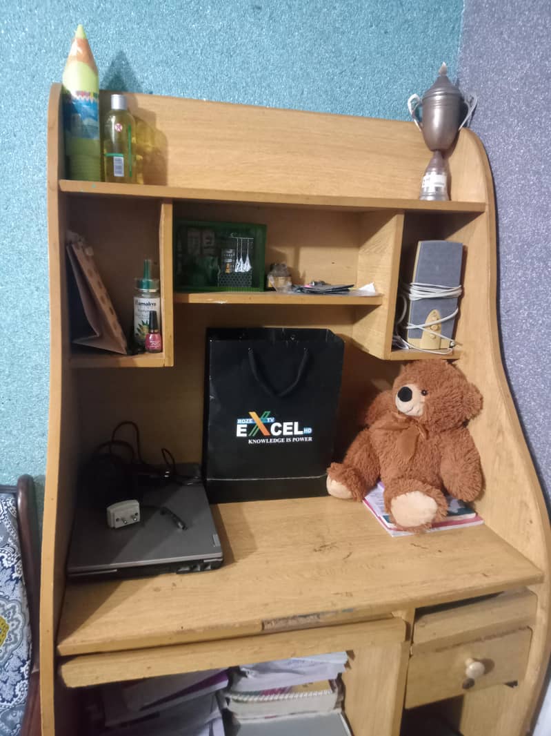 computer table 1