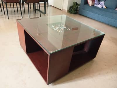 Wooden Cofee table set with Glass top