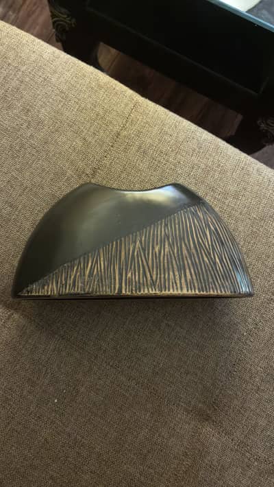 Luxury Handcrafted Decorative Centerpiece / Vase