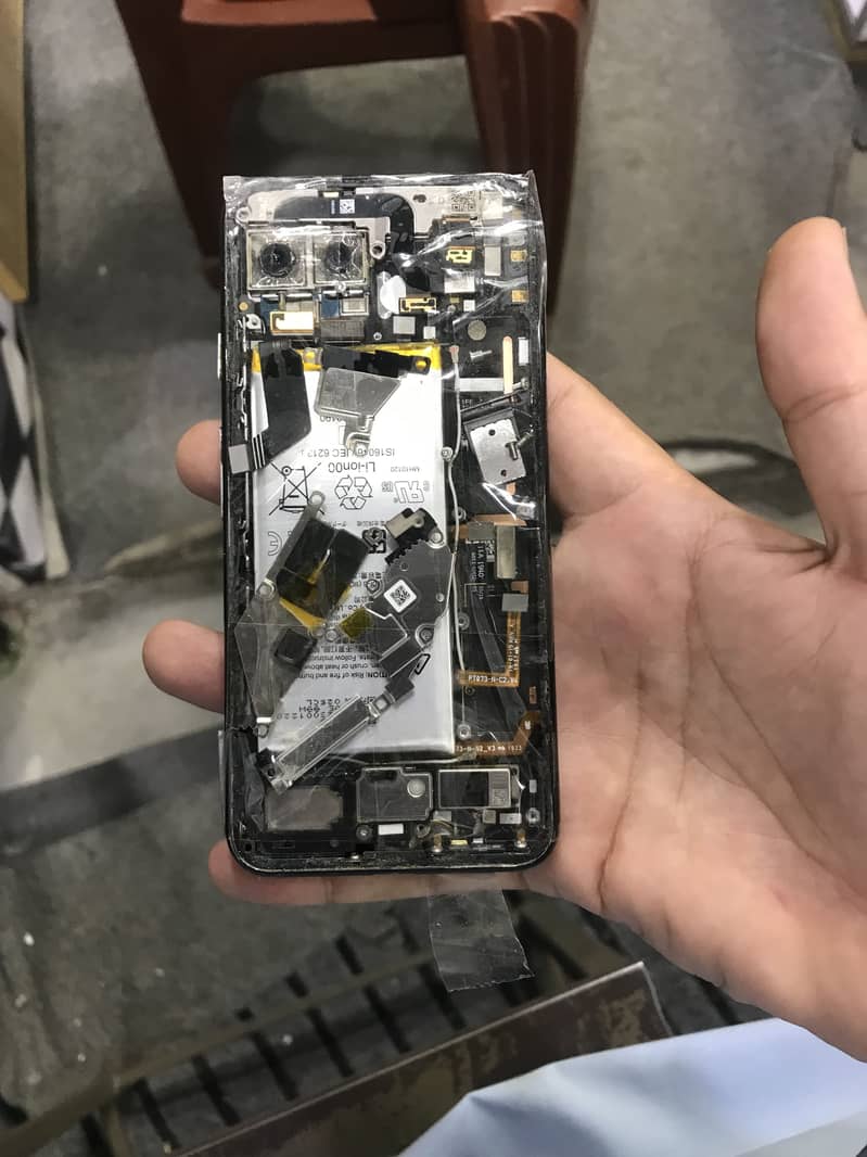 Google Pixel 4 3