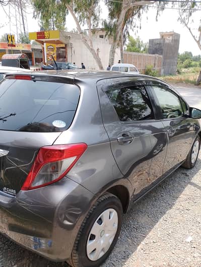 Toyota Vitz 2014