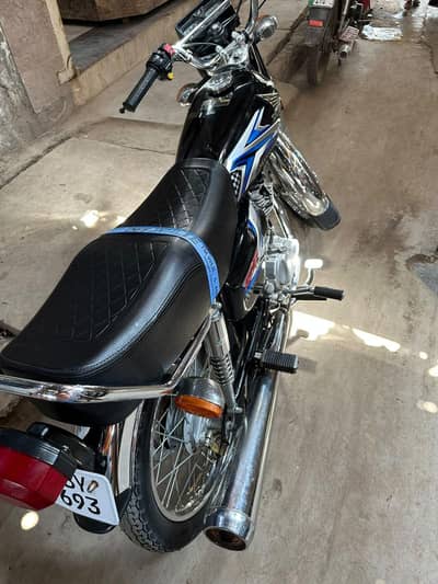Honda 125 black for sell