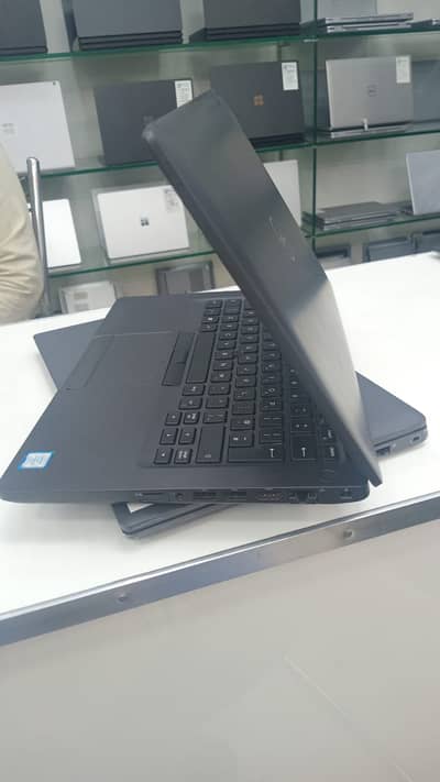 Dell Latitude 5501 Core i7 9th Gen H Series | 16GB RAM | 256GB SSD|2GB