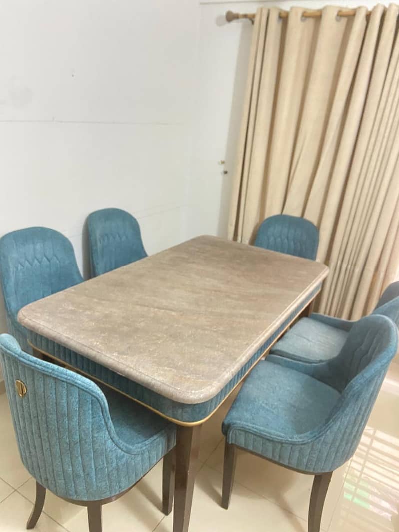 Dining table 3