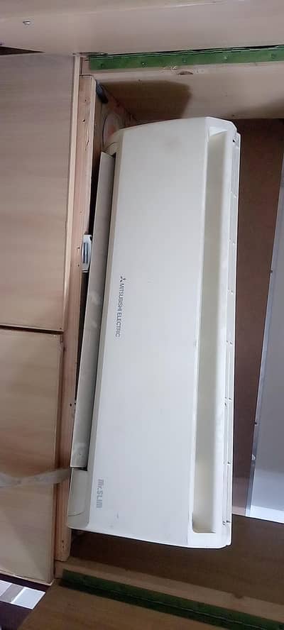 Selling Mitsubishi Origional made in saudia