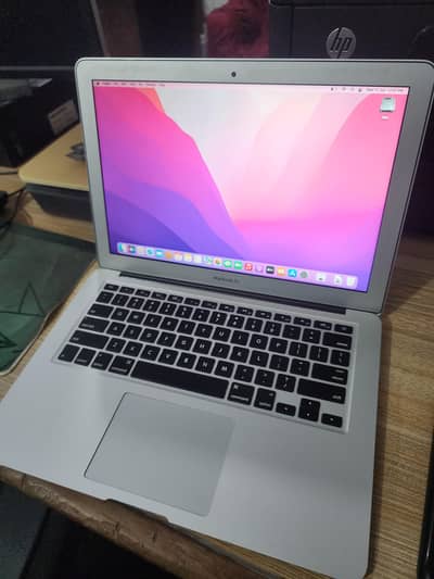 Apple MacBook Air 2017 | 8GB RAM | 256GB SSD | Excellent Condition
