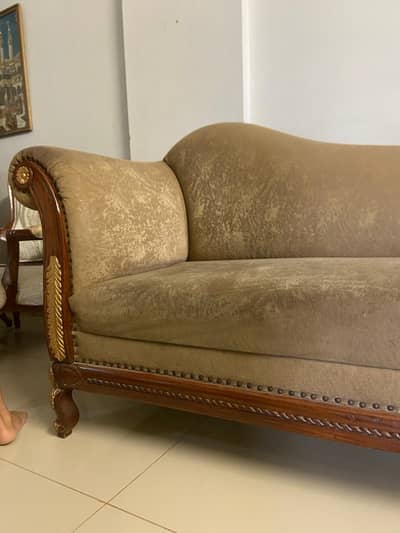 Dewan Sofa