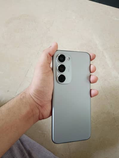 Tecno Spark 40 pro plus with box Charger