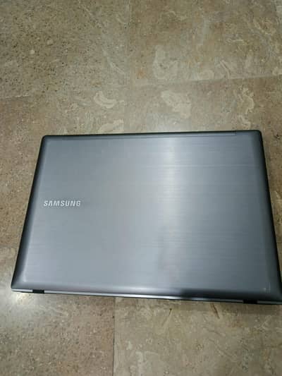 Samsung Notebook laptop Qx411 for sale