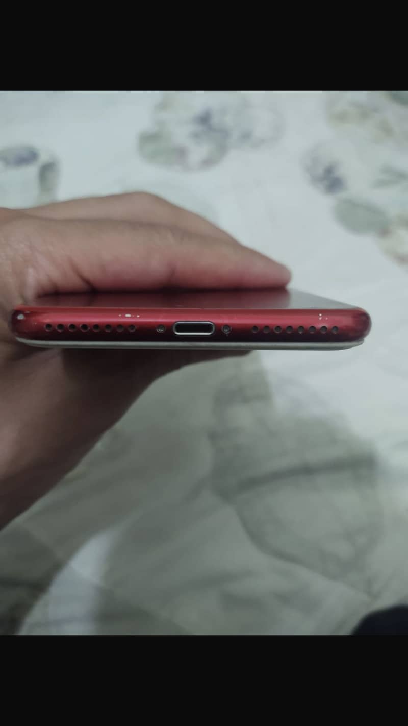 Apple iPhone 7 Plus 4