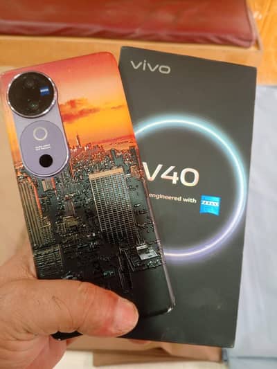 Vivo V40