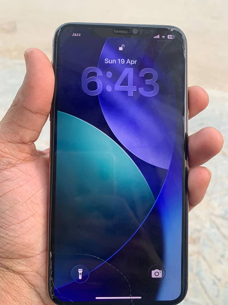 Apple iPhone 11 Pro Max 1