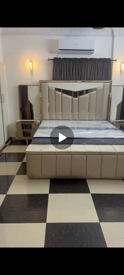 FULL SIZE BED WARDRODE SIDE TABLES DRESSING COFFEE SET