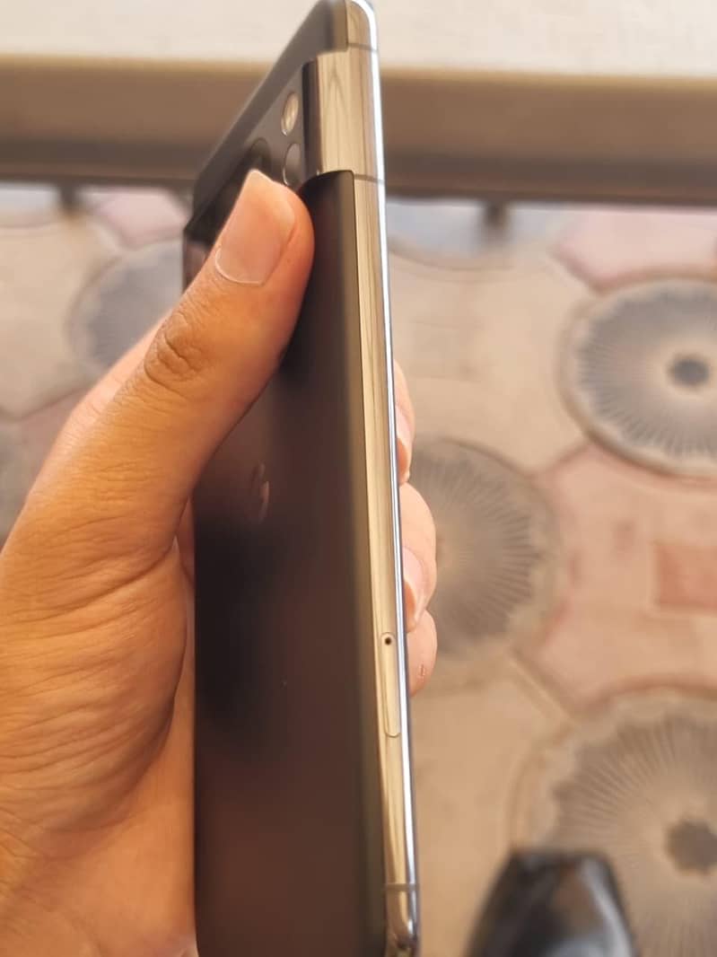 Google Pixel 8 Pro 2