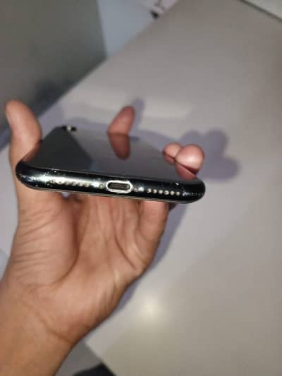 Apple iPhone XR