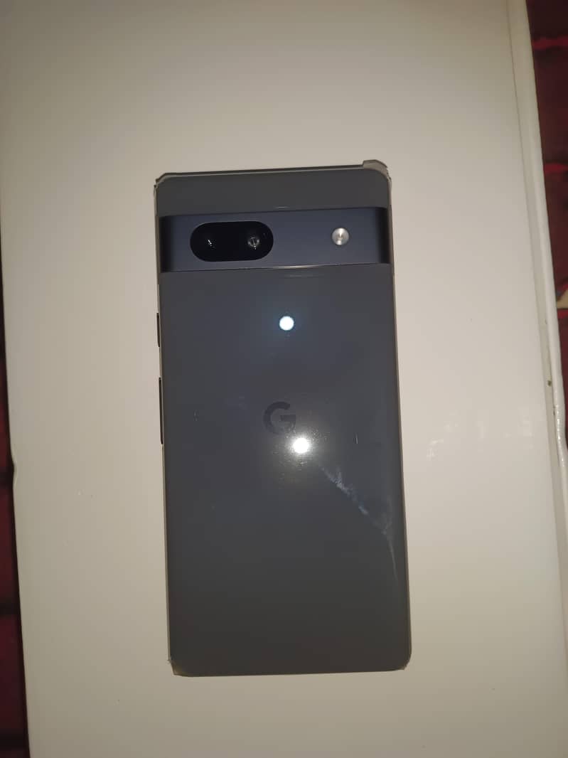 Google Pixel 7a 2