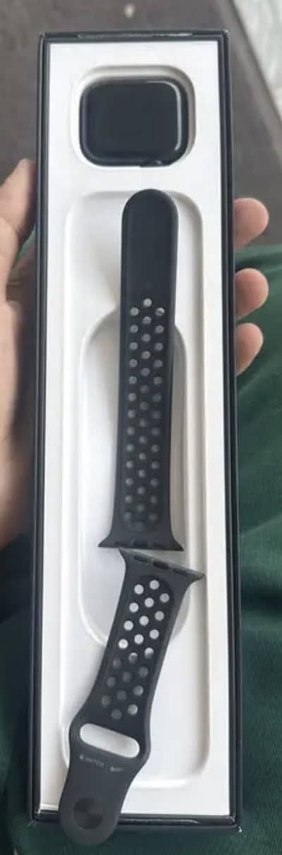 Apple watch series 7 nike addition 41mm