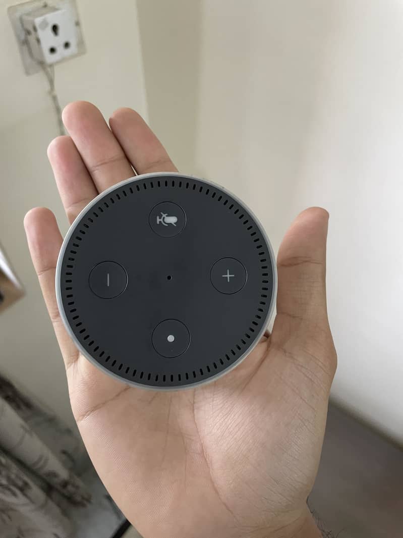 Amazon echo dot 2 6