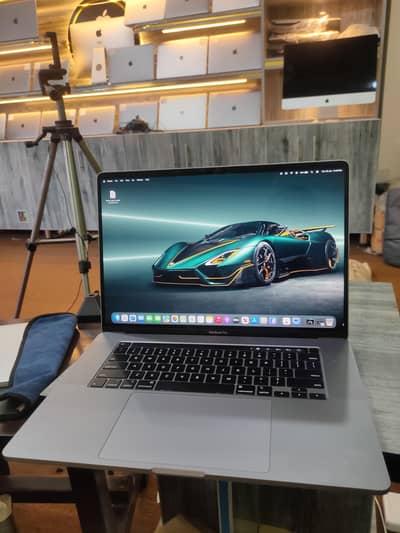 MacBook pro 2019 32gb RAM 1TB SSD